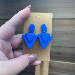 Blue stacked triangle studs